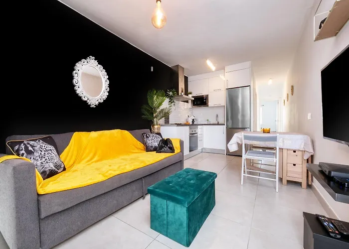 Infinity Costa Teguise